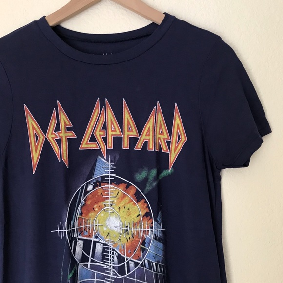 Def Leppard Pyromania Graphic Band Tee Shirt L - Picture 2 of 5